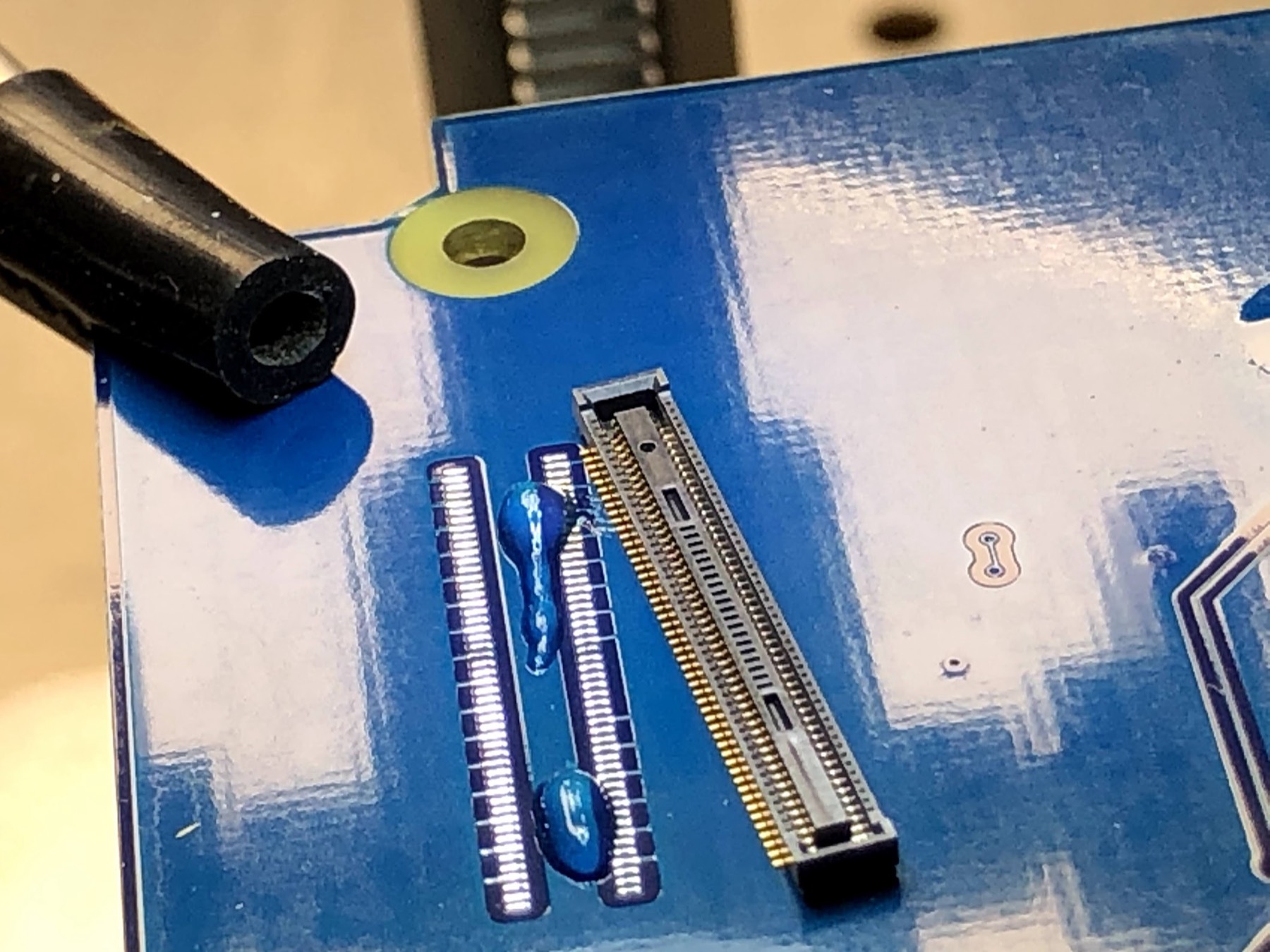 Fine-pitch circuit board soldering